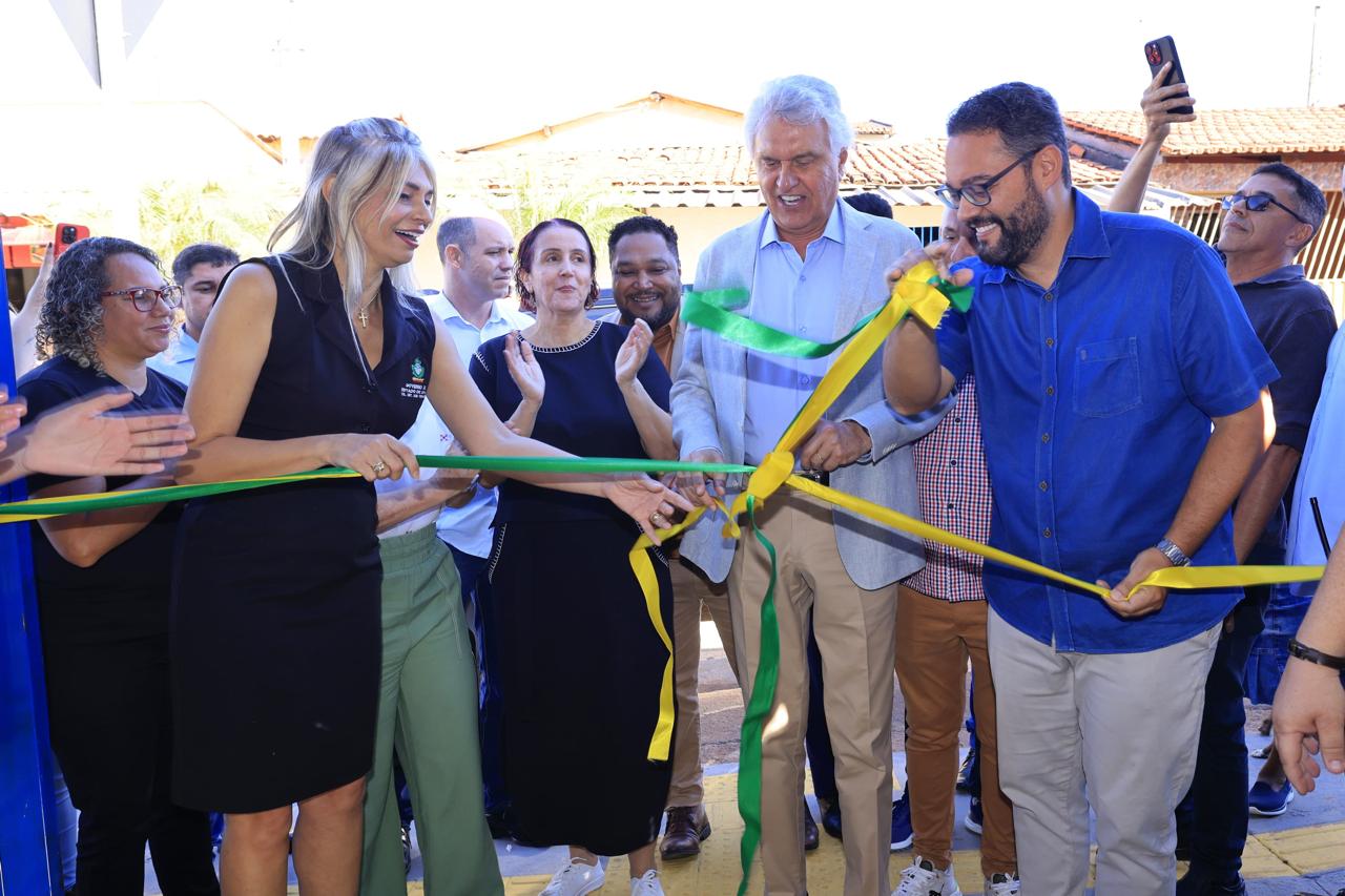 Caiado inaugura colégio para mais de 500 estudantes na Região Leste de Goiânia