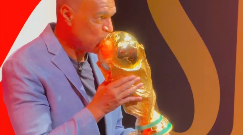 Taça da Copa chega ao Brasil antes do Mundial 2026