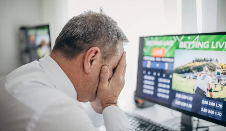 SUS oferece atendimento para vício em apostas