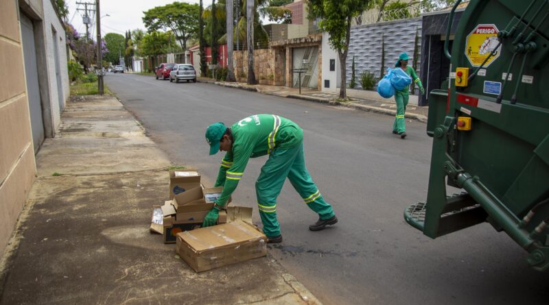 Coleta seletiva começa com separação do lixo em casa
