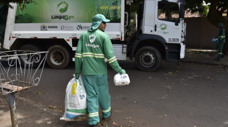 Prefeitura renova contrato de limpeza urbana em Goiânia