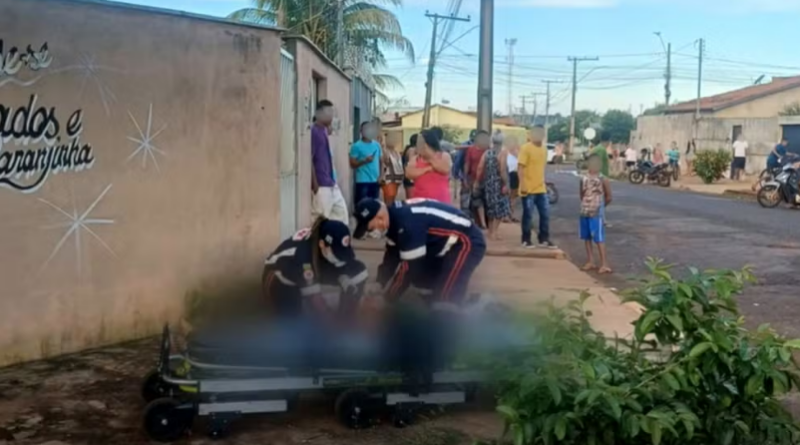 Mulher é morta a facadas pelo namorado em Itumbiara, diz delegado