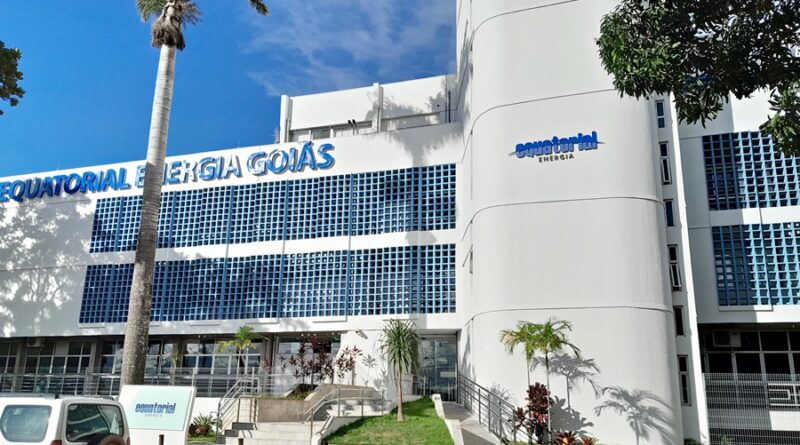 Falta de energia em Goiás passa a ser informada por WhatsApp