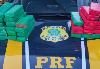 PRF apreende 40 kg de maconha na BR-050 em Catalão PRF apreende 40 kg de maconha na BR-050 em Catalão