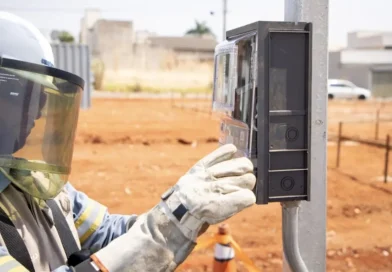 Goiás recupera energia para abastecer 36 mil casas após fraudes