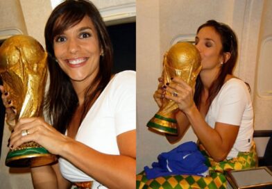 Ivete resgata fotos com taça e manda recado à Seleção Ivete resgata fotos com taça e manda recado à Seleção