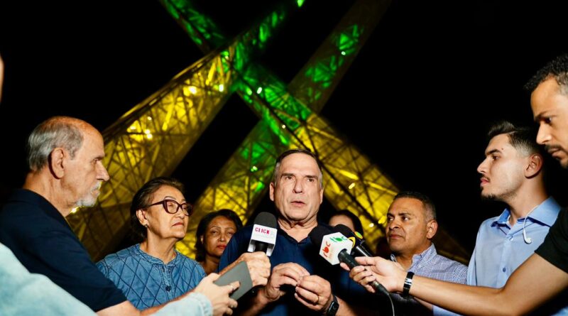 Mabel entrega revitalização de monumentos da Avenida 85 em Goiânia