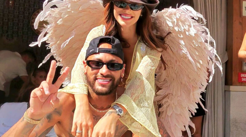 Neymar Jr. curte férias em resort de luxo e cassino em Las Vegas Neymar Jr. curte férias em resort de luxo e cassino em Las Vegas