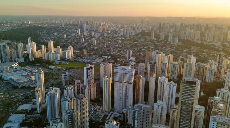 Goiânia lidera abertura de empresas em Goiás