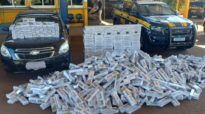 PRF apreende 17 mil maços de cigarros contrabandeados na BR-364, em Mineiros