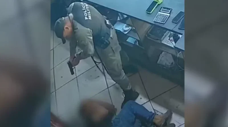 Mãe de adolescente agredido por PM em Catalão pede justiça após caso Mãe de adolescente agredido por PM em Catalão pede justiça após caso