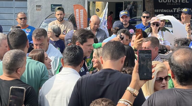 Daniel Vilela lidera carreata de campanha em Goiânia e Aparecida