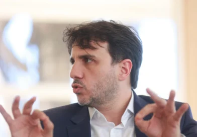 Renan Santos chama Janja de “rainha louca” após repúdio