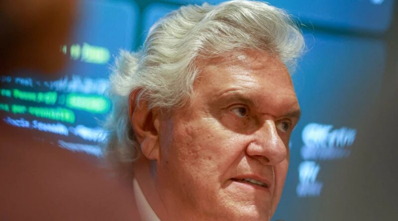 Caiado critica cancelamento de debate presidencial e fala em “golpe à democracia”