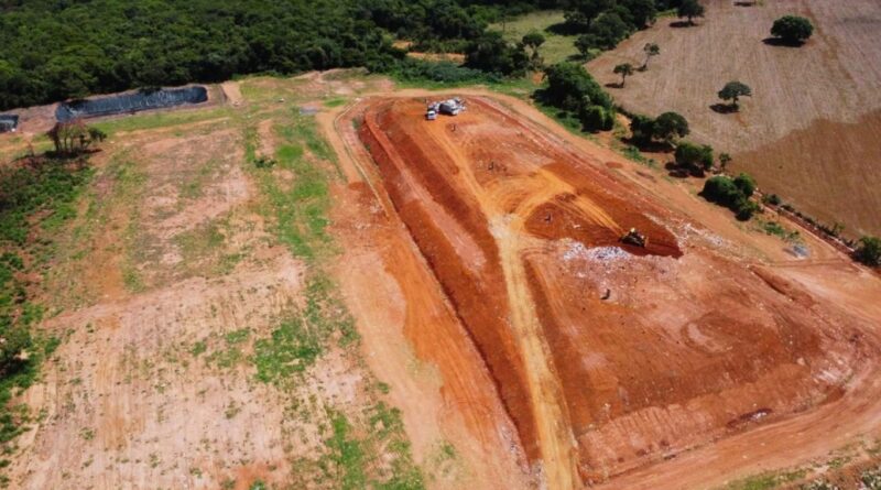 Bela Vista de Goiás regulariza aterro municipal